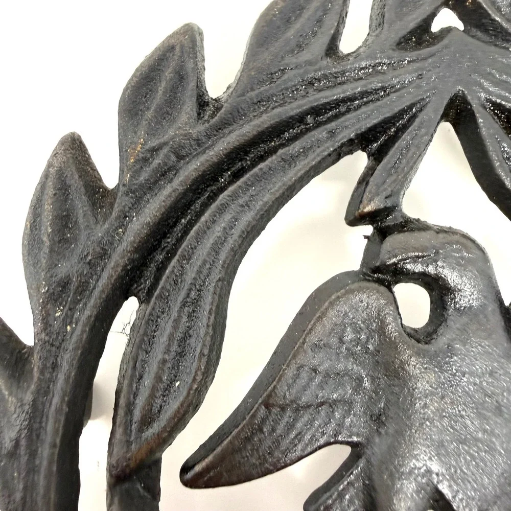 Vintage Cast Iron Eagle Heart Laurel Wreath Trivet‎ Black Americana Decor 9 inch
